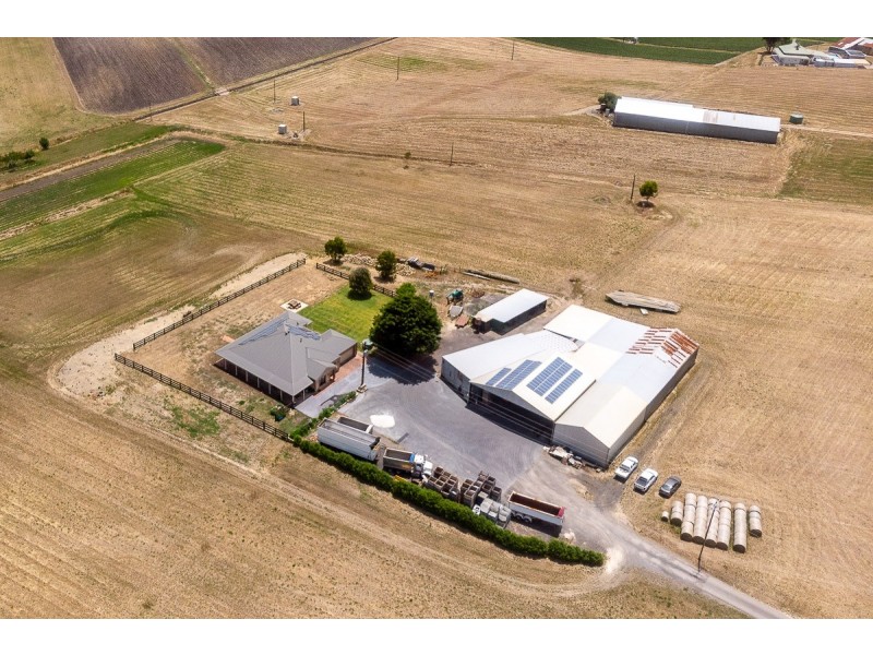 31 Swamp Road, Uraidla SA 5142