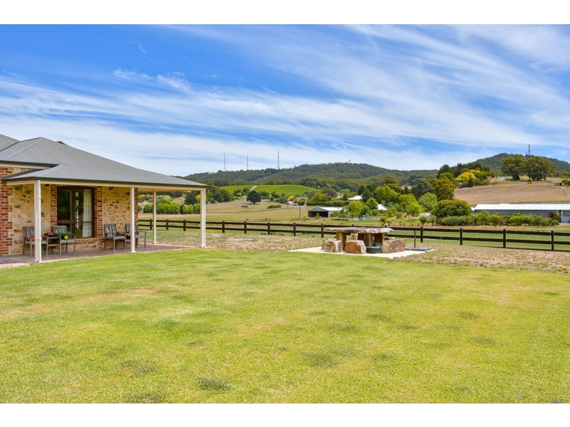 31 Swamp Road, Uraidla SA 5142