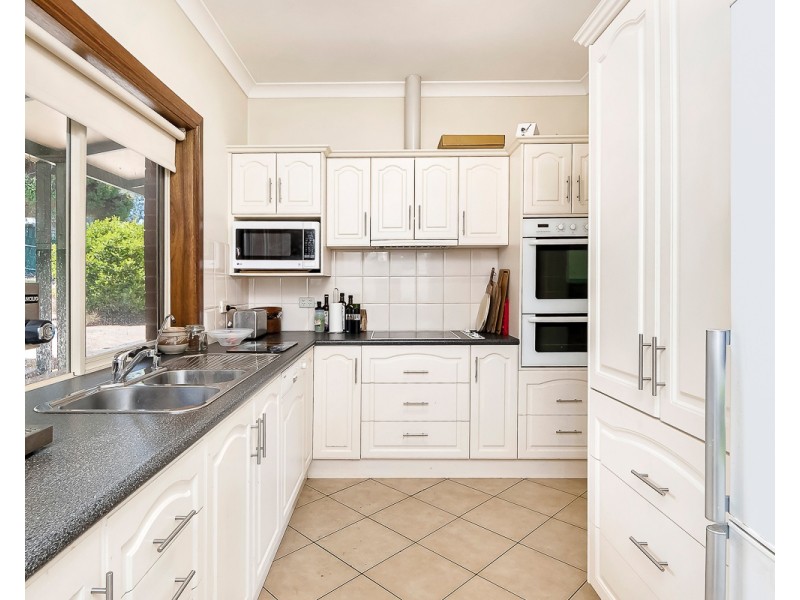 15 Adelaide Road, Tungkillo SA 5236