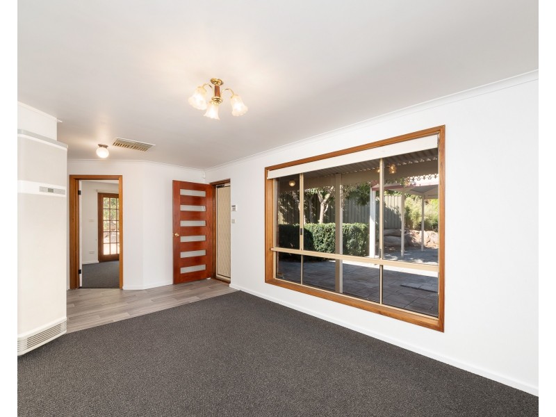 6 Thomas Court, Wynn Vale SA 5127