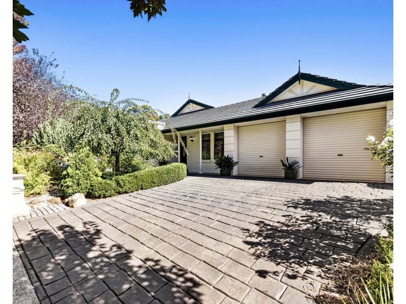 8 Nicholas Paech Drive, Hahndorf SA 5245