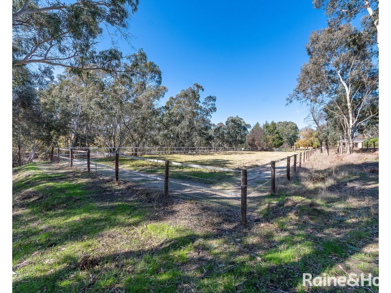 16 Bald Hills Road, Blakiston SA 5250