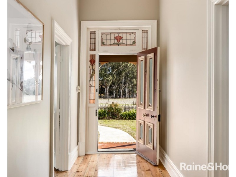 240 Onkaparinga Valley Road, Oakbank SA 5243