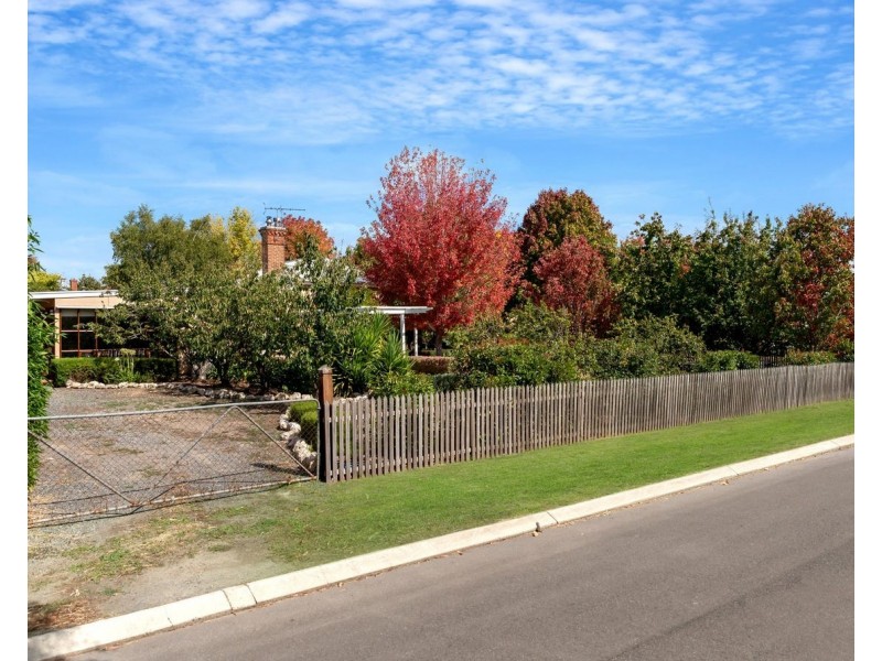 28 Elizabeth Street, Oakbank SA 5243