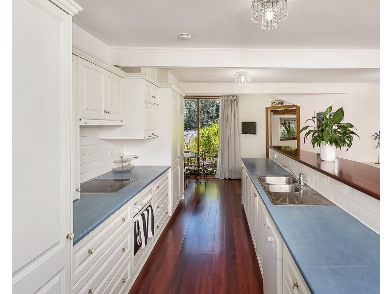 14 Sandow Road, Verdun SA 5245