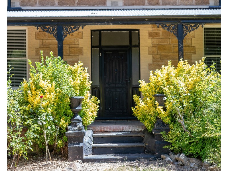 14 Sandow Road, Verdun SA 5245