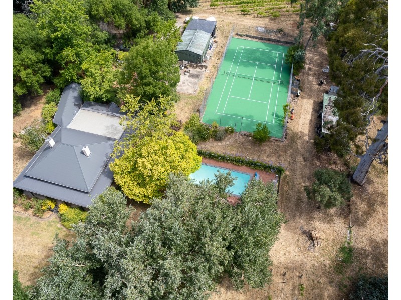 14 Sandow Road, Verdun SA 5245