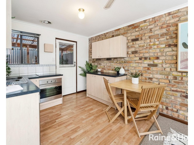 2/1 Pope Street, Mount Barker SA 5251