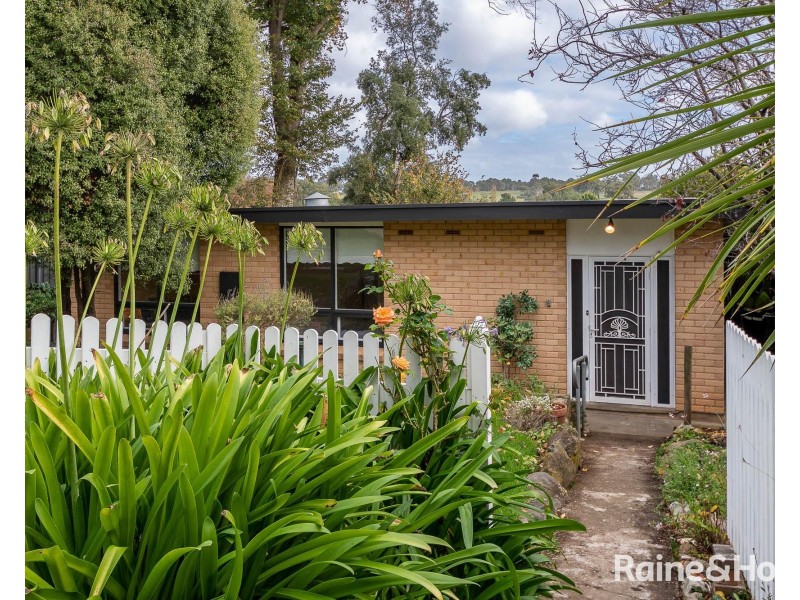 8 John Street, Woodside SA 5244