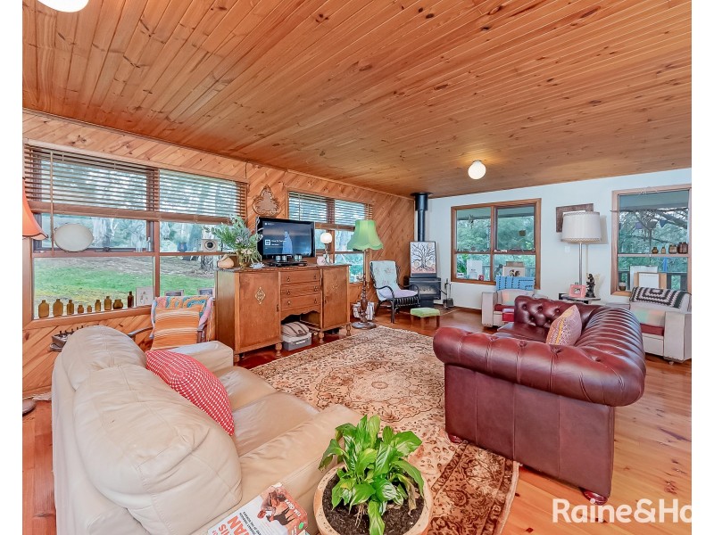 2 Edmonds Street, Macclesfield SA 5153