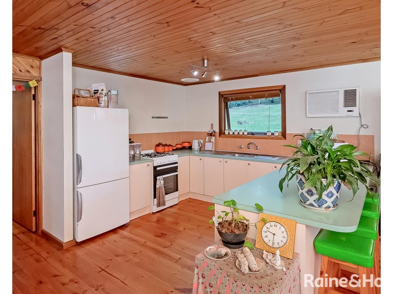 2 Edmonds Street, Macclesfield SA 5153