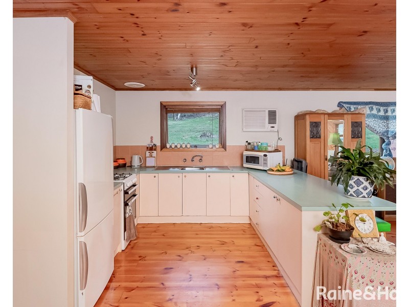 2 Edmonds Street, Macclesfield SA 5153