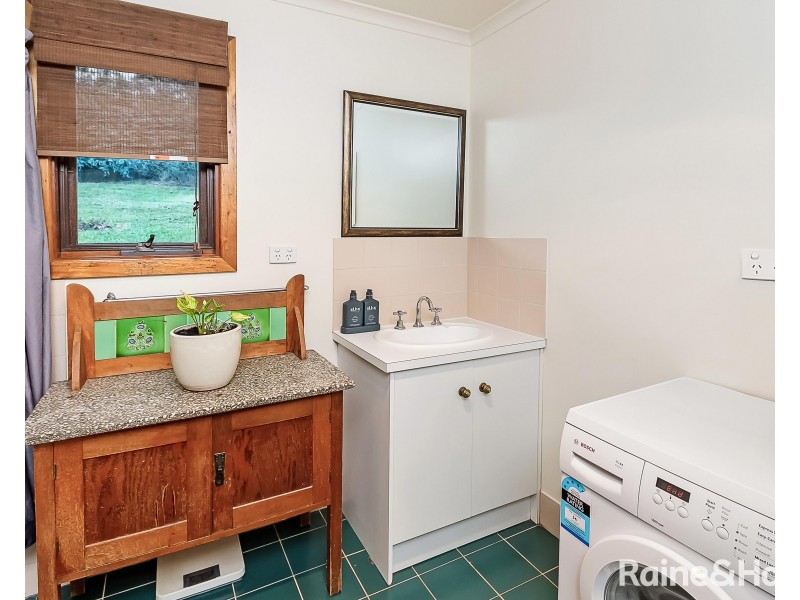 2 Edmonds Street, Macclesfield SA 5153