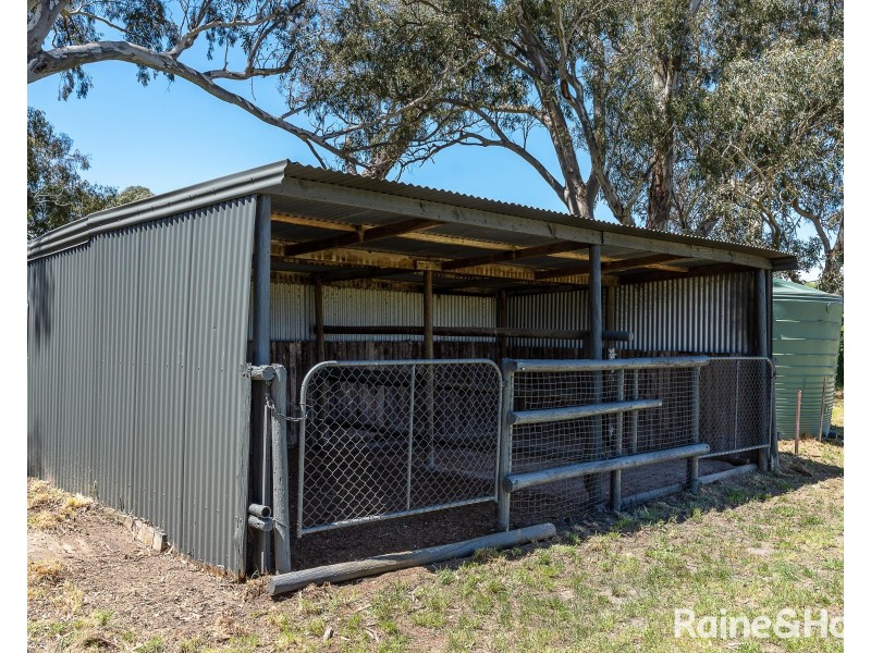 134 Size Road, Oakbank SA 5243