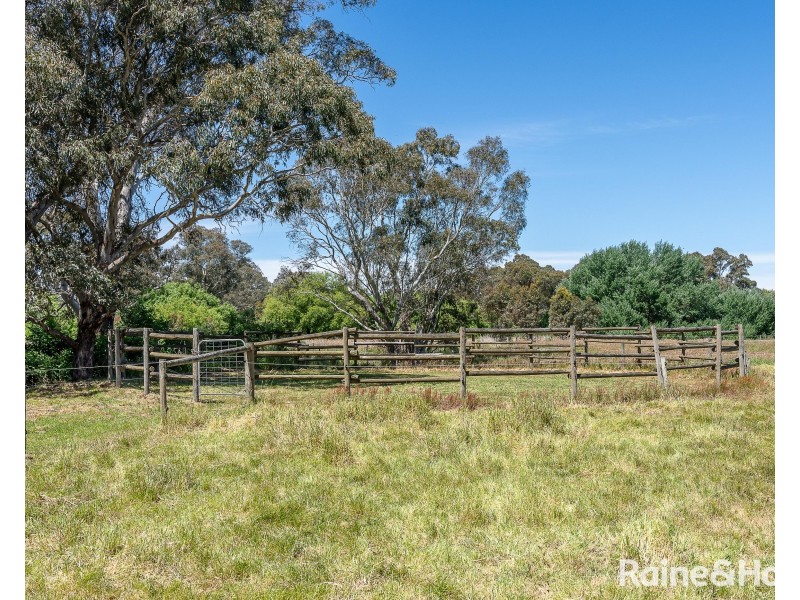 134 Size Road, Oakbank SA 5243