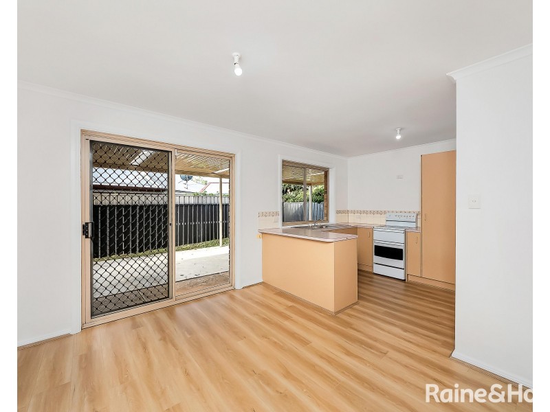 1/61 Grevillea Way, Woodside SA 5244