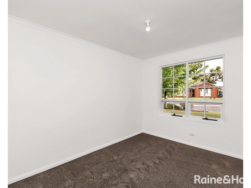 1/61 Grevillea Way, Woodside SA 5244
