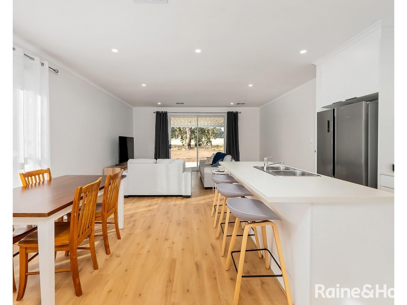 1 Ivan Court, Charleston SA 5244
