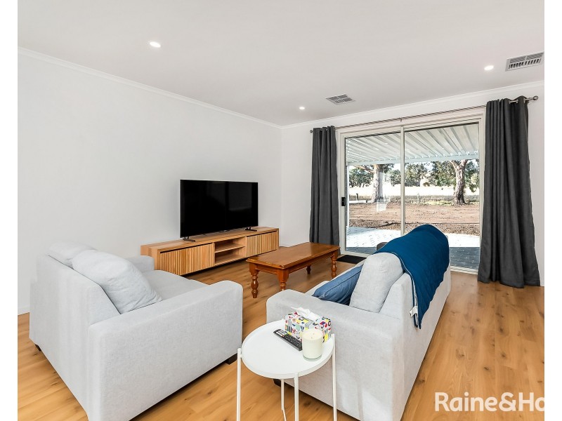1 Ivan Court, Charleston SA 5244