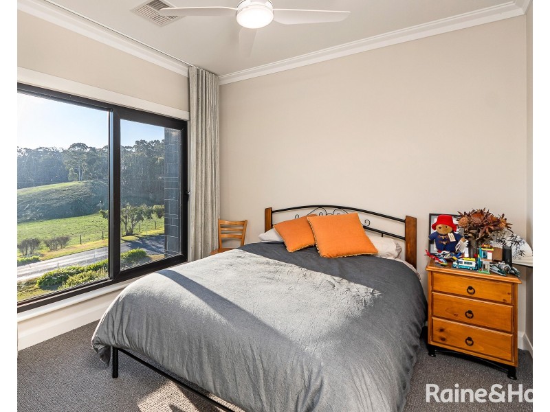 12 Ambleside Road, Hahndorf SA 5245