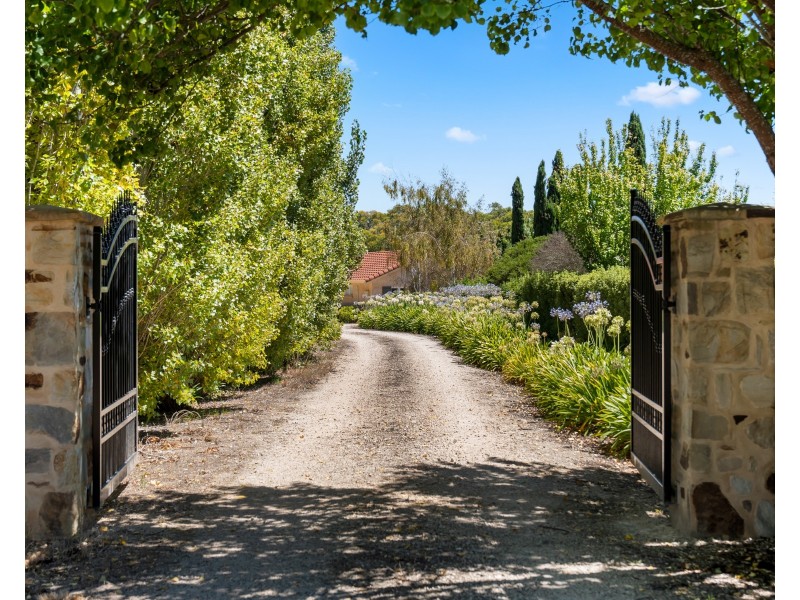 71 Davis Road, Macclesfield SA 5153