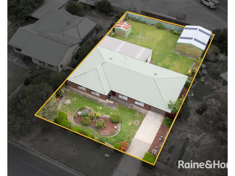 11 Cedar Grove, Mount Barker SA 5251