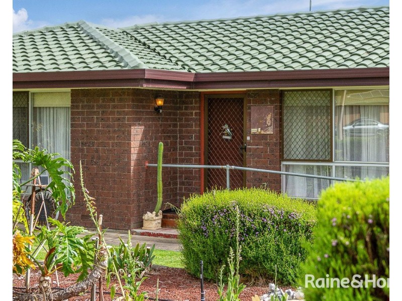 11 Cedar Grove, Mount Barker SA 5251
