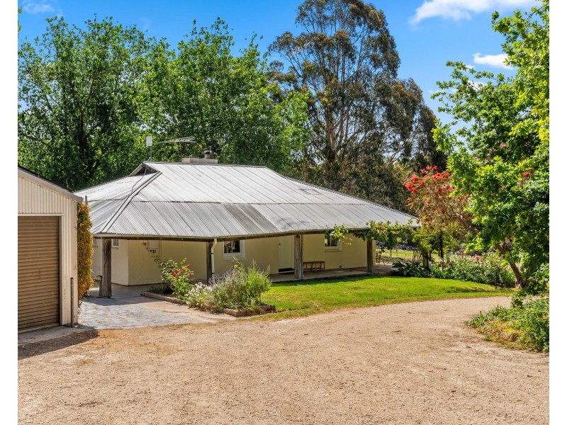 16 Bingfield Lane, Meadows SA 5201