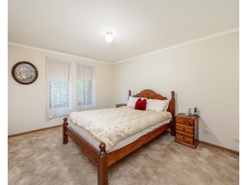 10 Hughes Street, Mount Barker SA 5251