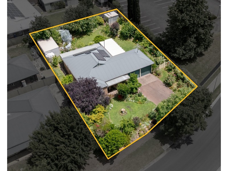 10 Hughes Street, Mount Barker SA 5251