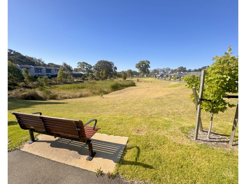 44 Amblemead Drive, Mount Barker SA 5251
