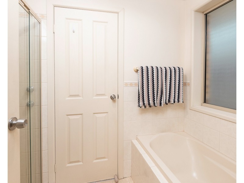 2 Sheidow Close, Mount Barker SA 5251