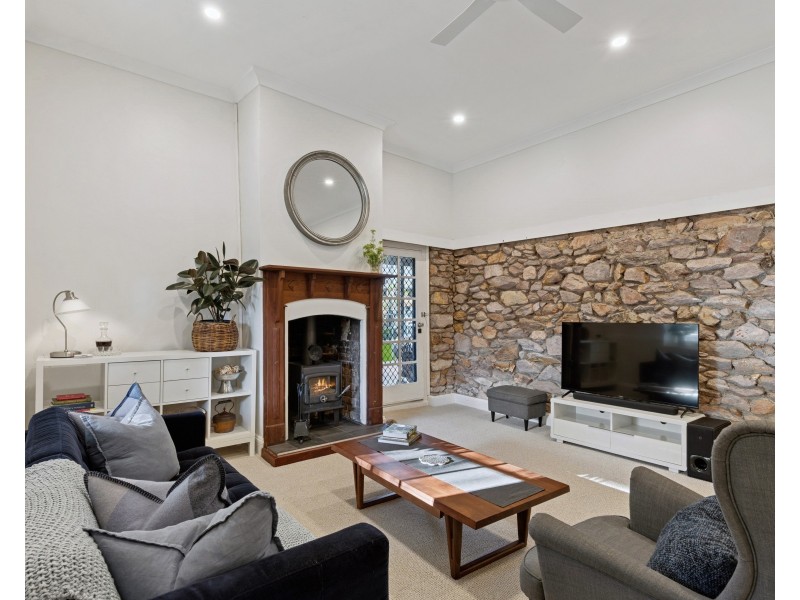 108 Onkaparinga Valley Road, Woodside SA 5244