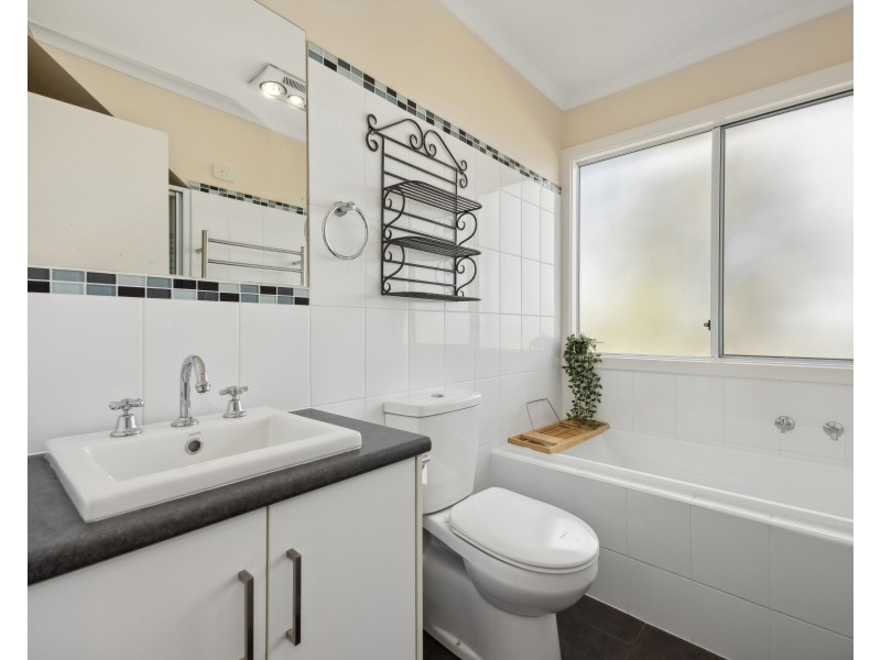 118 Shillabeer Road, Oakbank SA 5243