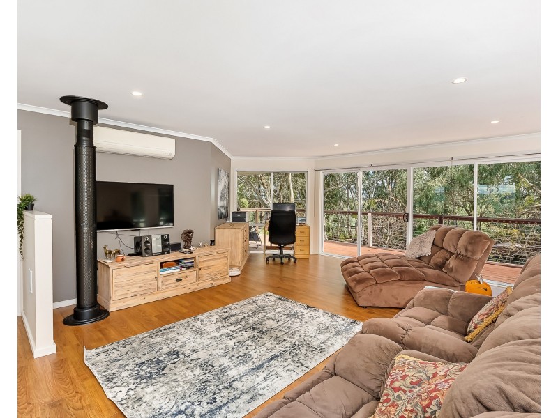 118 Shillabeer Road, Oakbank SA 5243