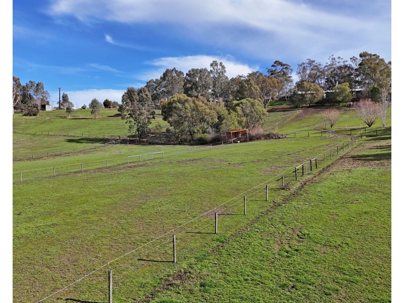 118 Shillabeer Road, Oakbank SA 5243