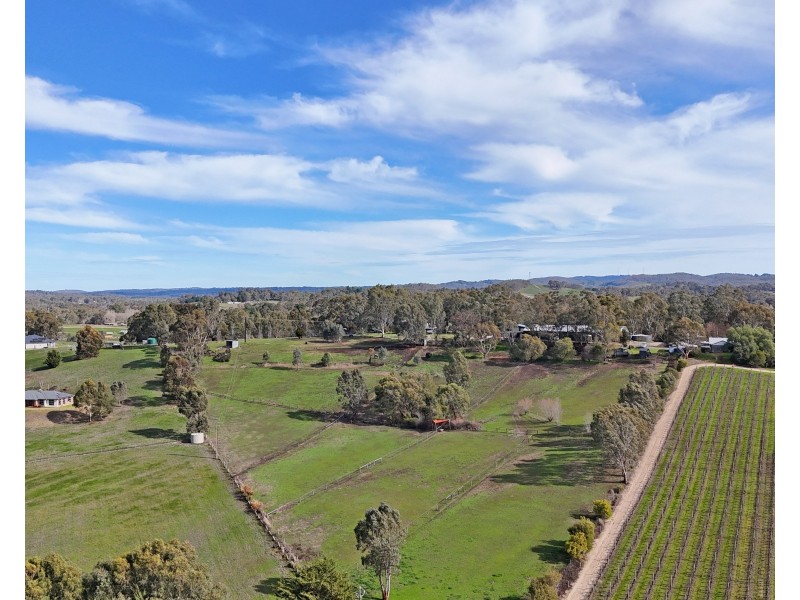 118 Shillabeer Road, Oakbank SA 5243