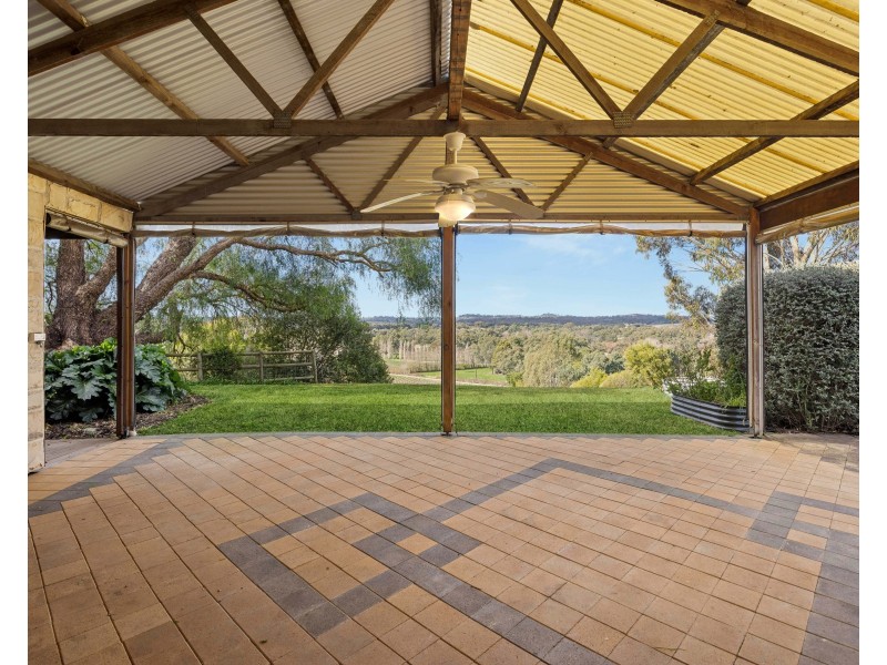 118 Shillabeer Road, Oakbank SA 5243