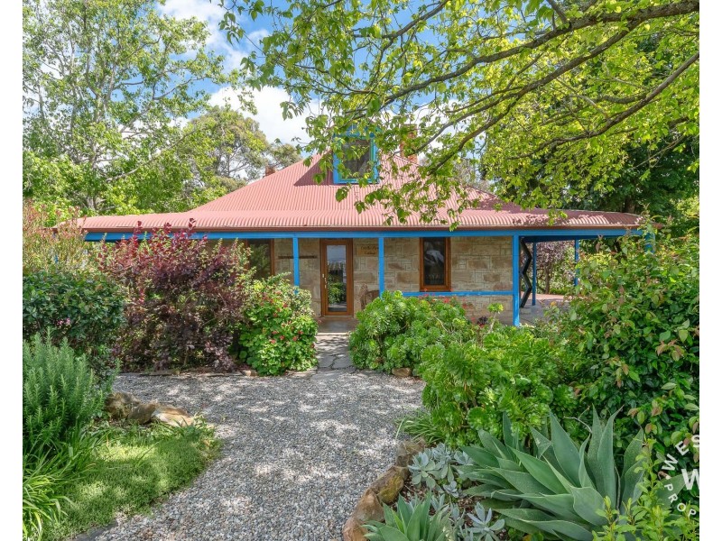 4 Robertson Parade, Mount Barker SA 5251