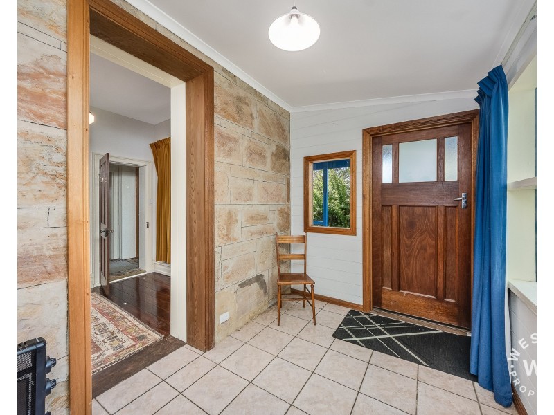 4 Robertson Parade, Mount Barker SA 5251