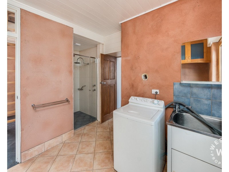4 Robertson Parade, Mount Barker SA 5251