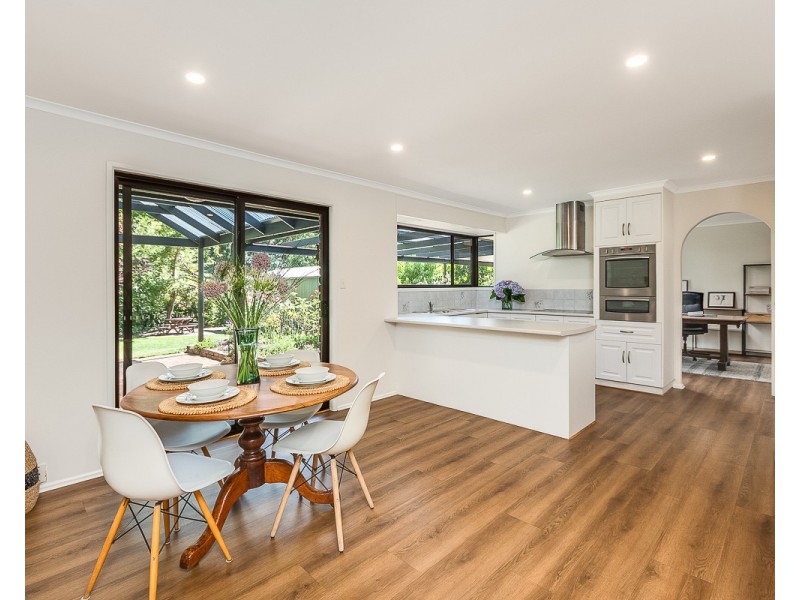 17 Hollidays Road, Summertown SA 5141