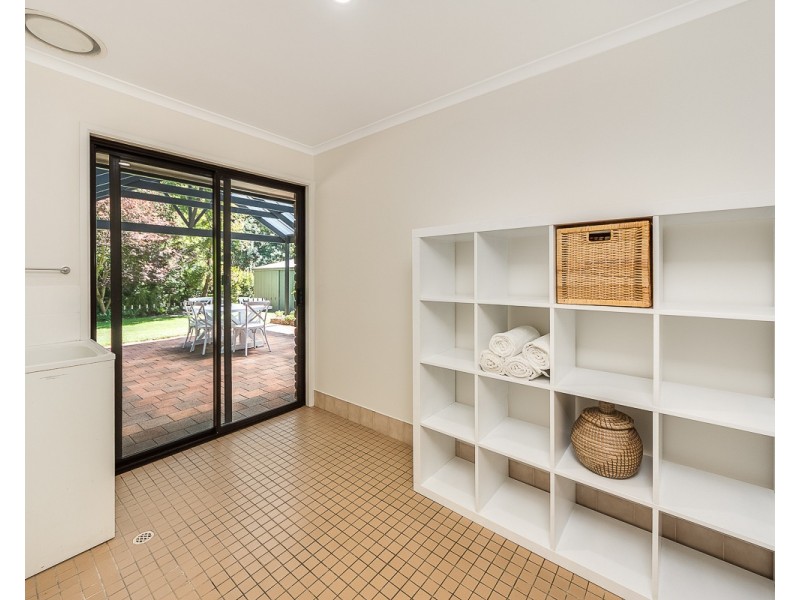 17 Hollidays Road, Summertown SA 5141