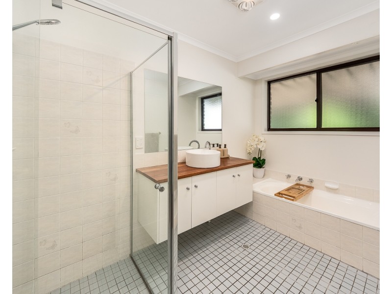 17 Hollidays Road, Summertown SA 5141