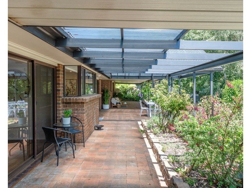 17 Hollidays Road, Summertown SA 5141