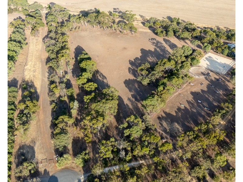 16 Helen Court, Strathalbyn SA 5255