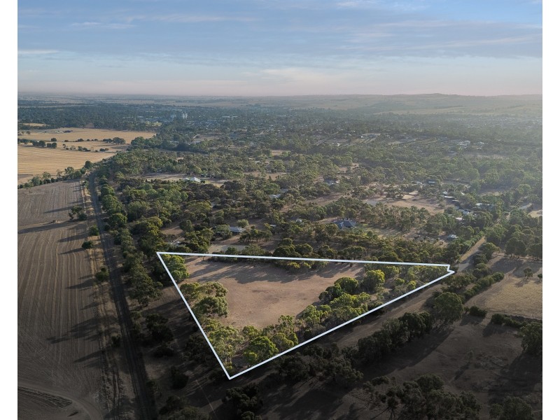 16 Helen Court, Strathalbyn SA 5255
