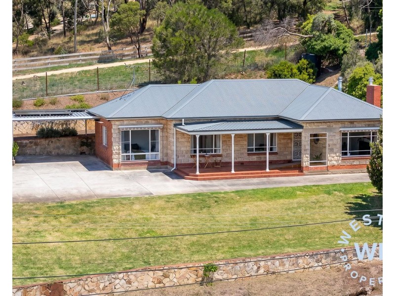 2 Morialta Lane, Norton Summit SA 5136