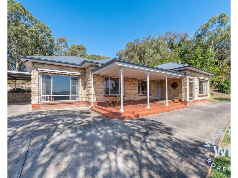2 Morialta Lane, Norton Summit SA 5136