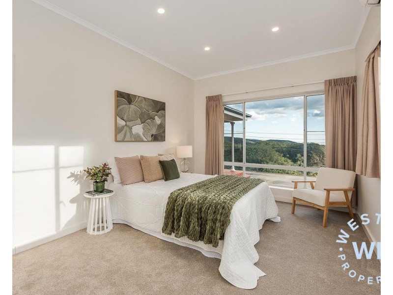 2 Morialta Lane, Norton Summit SA 5136